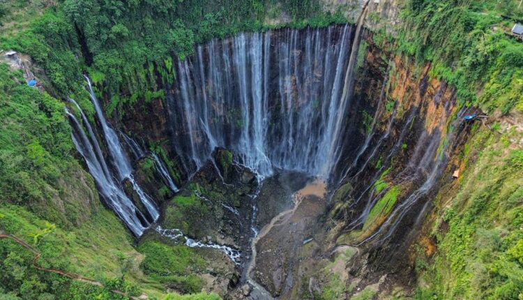 شلال تومباك سيوو | Air Terjun Tumpak Sewu