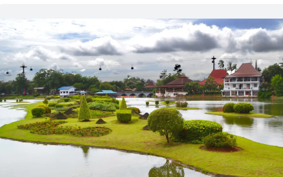 تامان ميني إندونيسيا إنداه – جاكرتا الشرقية: وجهة رائعة للتعرف على ثقافات وتقاليد إندونيسيا المتنوعة في مكان واحد.