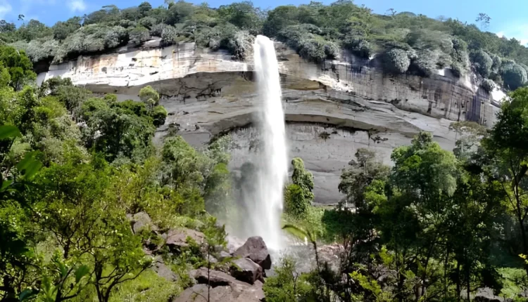 شلال “باتانغ كاباس” | Air Terjun Batang Kapas
