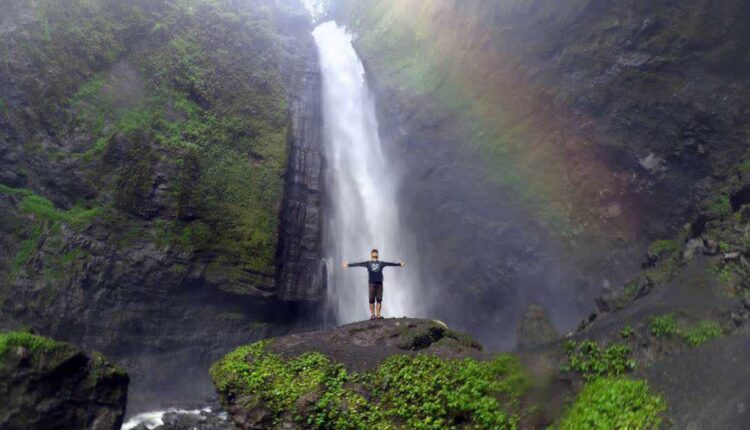 شلال “كابوت بلانغي” | Air Terjun Kabut Pelangi