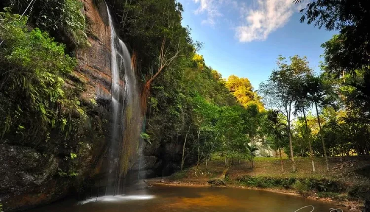 شلال “وادي هاراو” | Air Terjun Lembah Harau