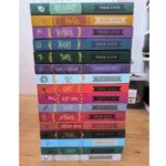 صورة الكتب الستة عشر من سلسلة «الأرض» لتيري ليي