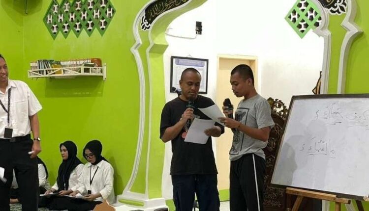 جانب من أجواء برنامج تنمية الشخصية لنزلاء سجن المخدرات من الفئة الثانية بسونغغوميناسا.